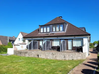 Das Gebäude in dem sich die Ferienwohnung befindet