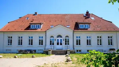 Das Gebäude in dem sich die Ferienwohnung befindet