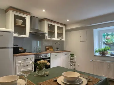 Küche/Küchenzeile in der Unterkunft Ferienwohnung Marzipan - im Herzen der Altstadt, historisches Gebäude mit modernem Ambiente, W-LAN