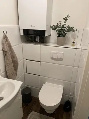 Ein Badezimmer in der Unterkunft Wohnen im Reihenhaus auf Zeit in Lübeck