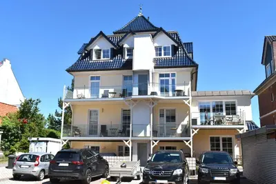 Das Gebäude in dem sich die Ferienwohnung befindet
