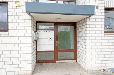 Eine Fassade oder ein Eingang zu Seestraße 24 Meeresglück