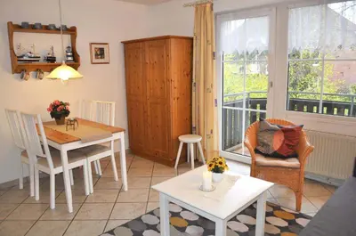 Ein Sitzbereich in der Unterkunft Haus Windrose Ferienwohnung Nr 11