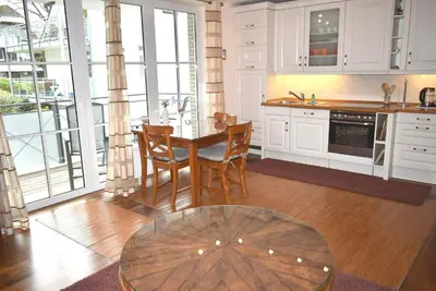 Küche/Küchenzeile in der Unterkunft Residenz Niendorf Elegante Ferienwohnung Nr 13