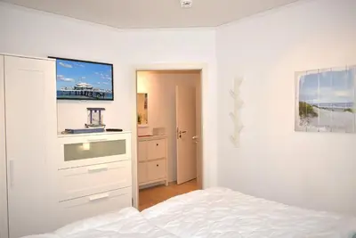 Ein Bett oder Betten in einem Zimmer der Unterkunft Residenz Niendorf Ferienwohnung Nr 05 Meerglück