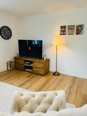 TV/Unterhaltungsangebot in der Unterkunft Traumhaftes Familiendomizil in Scharbeutz - Strand 500m, kostenlos Parken, Garten
