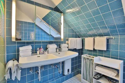 Ein Badezimmer in der Unterkunft Haus Ludwigstraße Haus Ludwigstrasse 27 Appartement 11