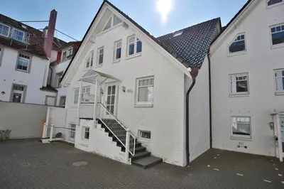 Das Gebäude in dem sich die Ferienwohnung befindet