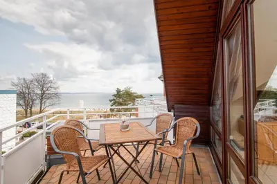 Ein Balkon oder eine Terrasse in der Unterkunft STR 028 - Strandburg