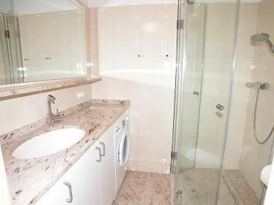 Ein Badezimmer in der Unterkunft HOF 407 - Berliner Hof -Seeblick
