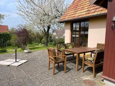 Ein Garten an der Unterkunft Landhaus Anke