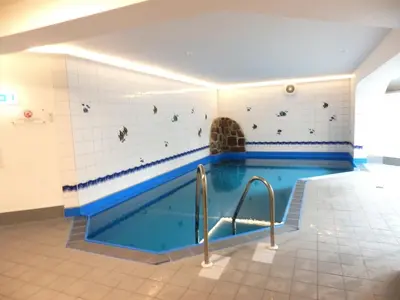Der Swimmingpool an oder in der Nähe von Fewo mit Schwimmbad