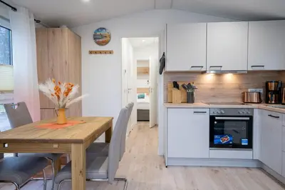 Küche/Küchenzeile in der Unterkunft Ostseecamp Ferienhaus 
