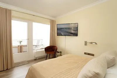 TV/Unterhaltungsangebot in der Unterkunft An der Waldkapelle 26 Waterfront 11