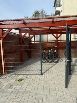 Radfahren an der Unterkunft PENSION AMEDY oder in der Nähe
