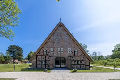 Das Gebäude in dem sich die Ferienwohnung befindet