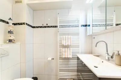 Ein Badezimmer in der Unterkunft Ferienwohnung Kleine Möwe Haffkrug