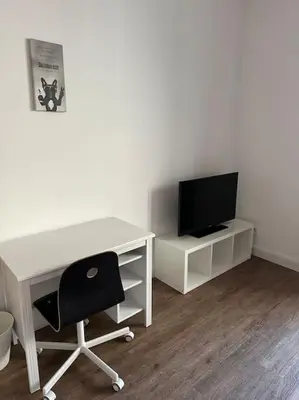 TV/Unterhaltungsangebot in der Unterkunft Charmante Wohnung in Uni Nähe