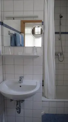 Ein Badezimmer in der Unterkunft Pension Thiel
