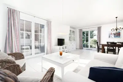 Ein Sitzbereich in der Unterkunft Land Idyll Warnsdorf - Wohnung 