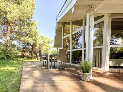 Ein Garten an der Unterkunft Strandblick - Dorf 1 Ferienhaus 04