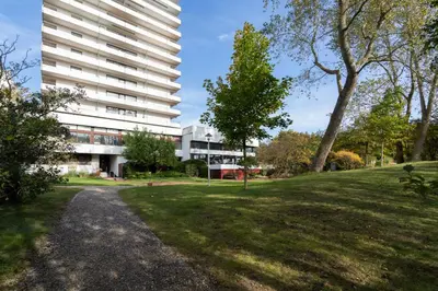 Ein Garten an der Unterkunft TimmenKoje App 290