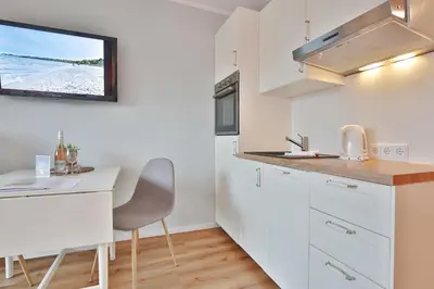 Küche/Küchenzeile in der Unterkunft Haus Adria Appartement 28 Küstenliebe