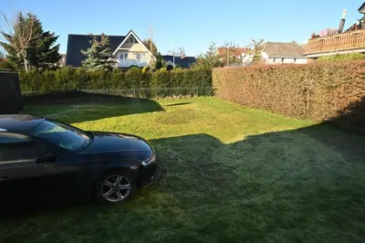 Ein Garten an der Unterkunft Ferien-Bungalow Wiesenweg