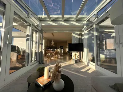 TV/Unterhaltungsangebot in der Unterkunft Modernes Ostsee Luxus-Penthouse Meerblick