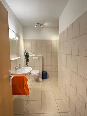 Ein Badezimmer in der Unterkunft Unterkunft bei Lübeck - Zentral an der A1 - Parkplatz - Terrasse