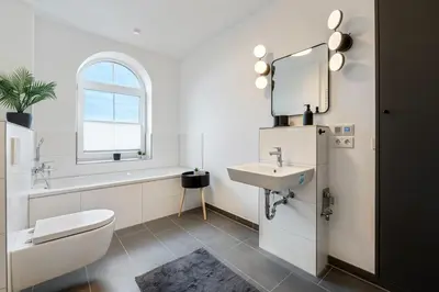 Ein Badezimmer in der Unterkunft Ferienwohnung Stranddüne Rosenhagen bei Travemünde