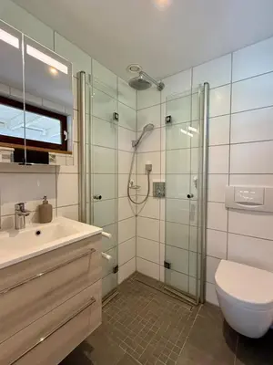 Ein Badezimmer in der Unterkunft FeWo am See