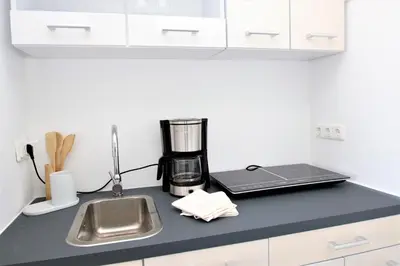 Küche/Küchenzeile in der Unterkunft Trelleborgallee, Fewo 141
