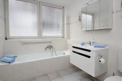 Ein Badezimmer in der Unterkunft Vorderreihe, Fewo 157