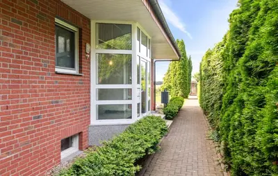 Ein Garten an der Unterkunft 1 Bedroom Amazing Apartment In Dassow
