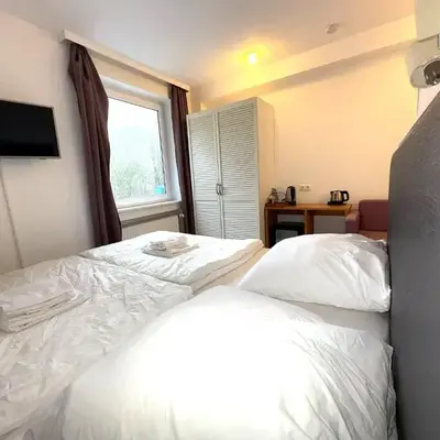 M2 Rooms