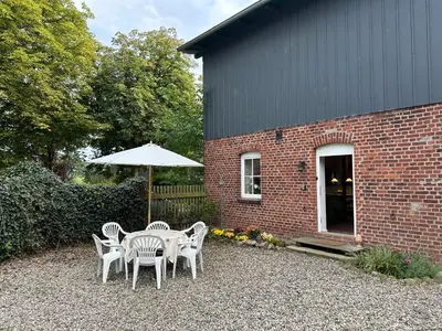 Das Gebäude in dem sich die Ferienwohnung befindet