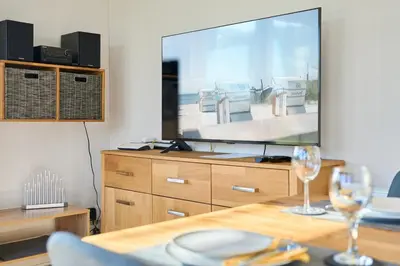 TV/Unterhaltungsangebot in der Unterkunft Süsel Seeparx Ferienhaus Feldkieker