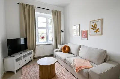 TV/Unterhaltungsangebot in der Unterkunft Helle 2 Zimmer Altbauwohnung in Lübecks Altstadt