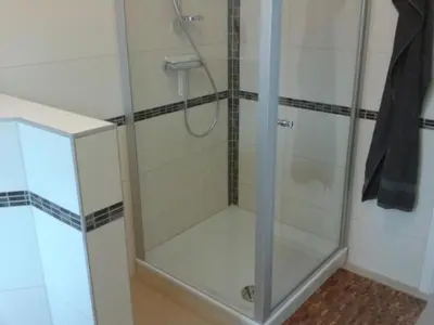 Ein Badezimmer in der Unterkunft Apartment 4 by Interhome