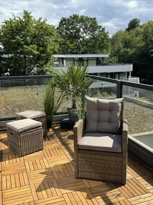 Ein Sitzbereich in der Unterkunft Wellness - Pool, Sauna, E-Bikes direkt am Strand