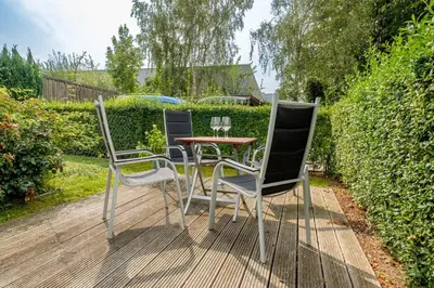 Ein Garten an der Unterkunft 2 Seasons, High Five