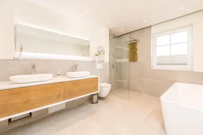 Ein Badezimmer in der Unterkunft SunSide Apartment #4