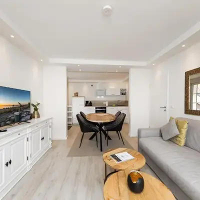 SunSide Apartment #2