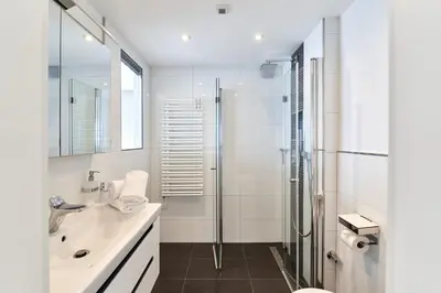 Ein Badezimmer in der Unterkunft Sea View Suite