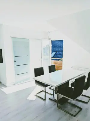 Grundriss der Unterkunft Helle voll ausgestattete 2 Zi Whg im Grünen