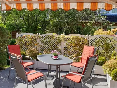 Ein Garten an der Unterkunft Ferienwohnung Rahn Apartment 1