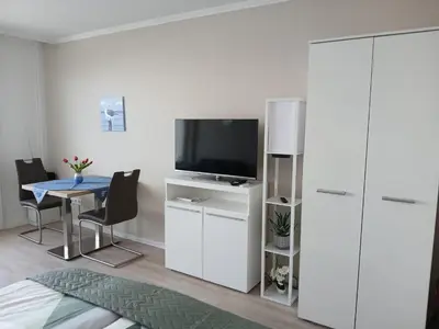 TV/Unterhaltungsangebot in der Unterkunft Ferienwohnung mit Traum Seeblick am Kurpark in Bad Segeberg