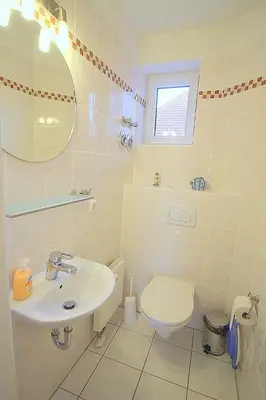 Ein Badezimmer in der Unterkunft Apartmentvermittlung Mehr als Meer - Objekt 60