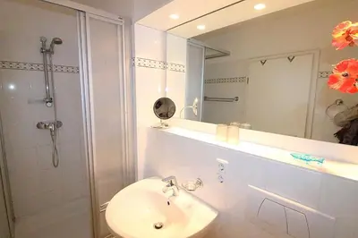 Ein Badezimmer in der Unterkunft Apartmentvermittlung Mehr als Meer - Objekt 52